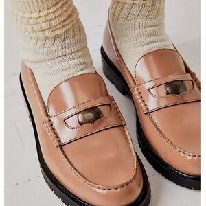 Free People Liv Loafers / Camel NWOB Size 38/8
